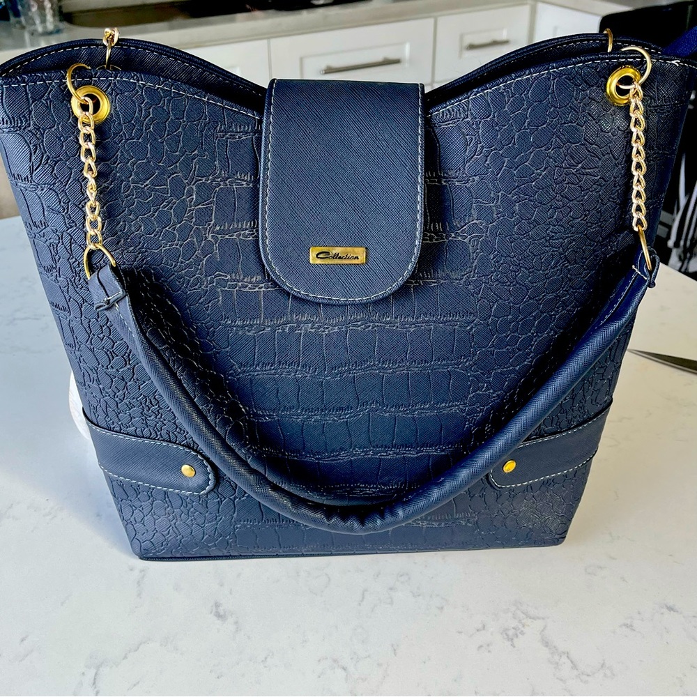 Woman’s Navy Blue Purse